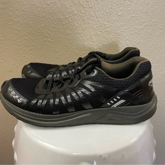 SAS Mission One Mens 10.5D Sneaker Black Lace Up Athletic Shoes Vibram Sole B7 - Picture 2 of 8